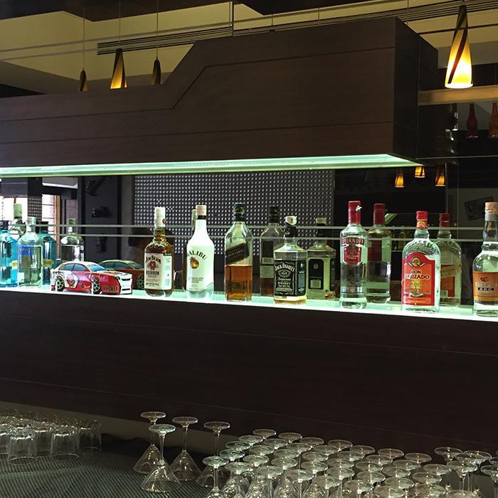 Club Emerald Mumbai Bagian luar foto
